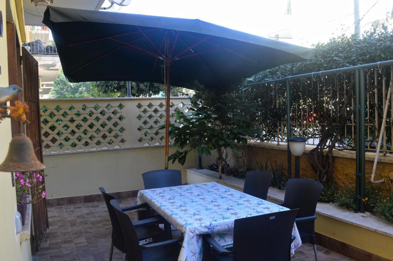 Appartamento In Via Calvi Lido di Ostia Exterior foto